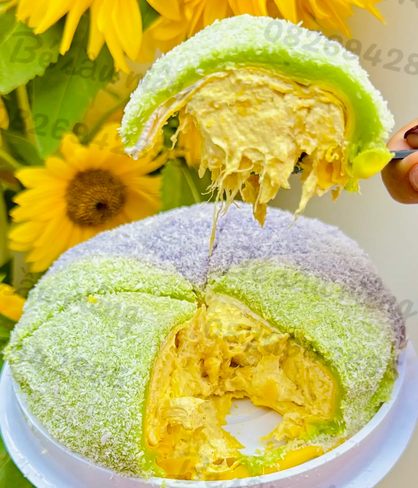 Hình ảnh Bánh Crep Sầu Riêng  Phú sĩ dứa môn -16cm
