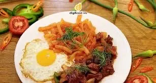 Hình ảnh nui xào bò trung