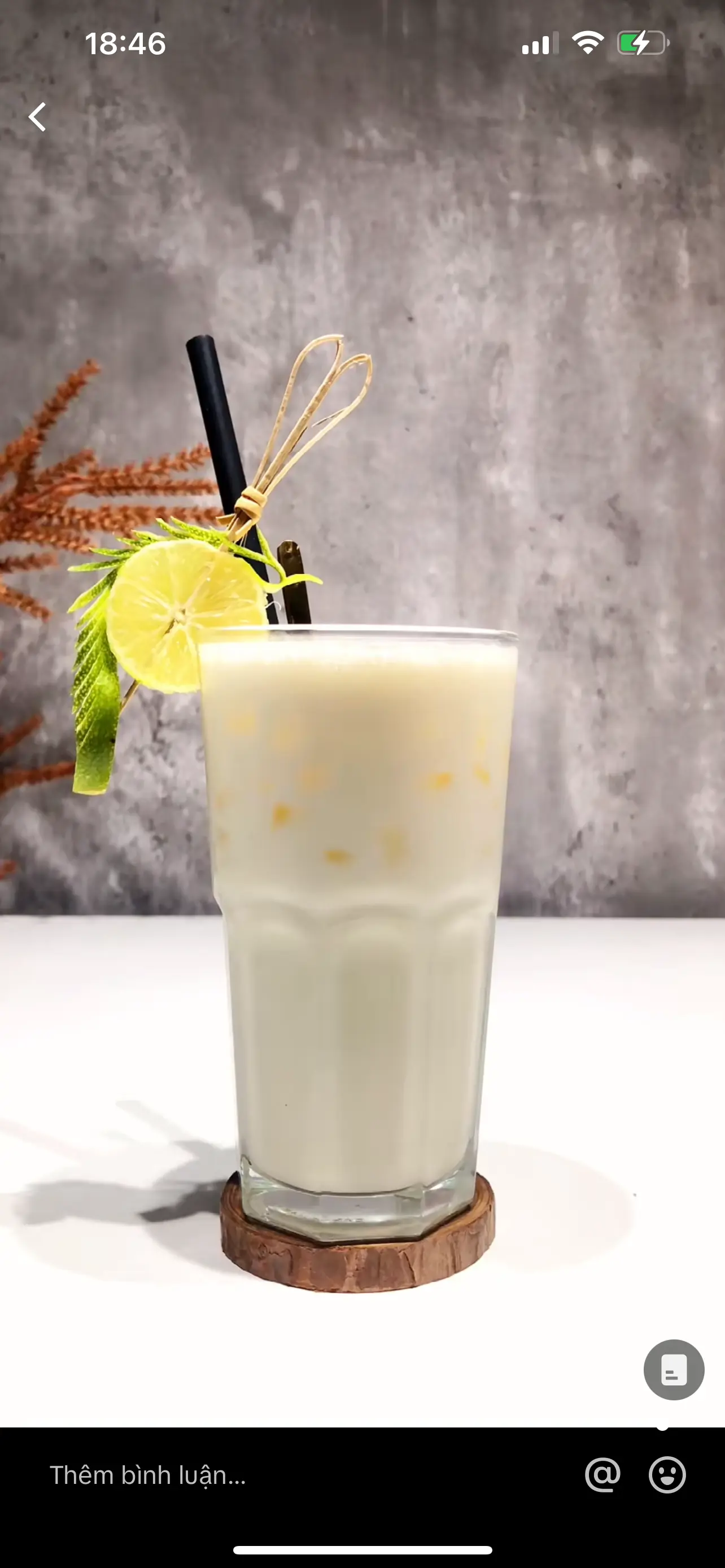Hình ảnh Sữa chua đánh đá