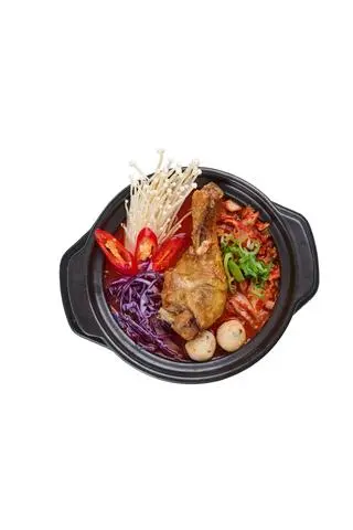 Hình ảnh Mì Kim chi đùi gà