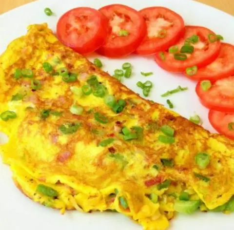 Hình ảnh Cơm Trứng Chiên Thịt Bằm