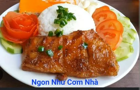 Hình ảnh Cơm Sườn Cốt Lết Sốt Dầu Hào
