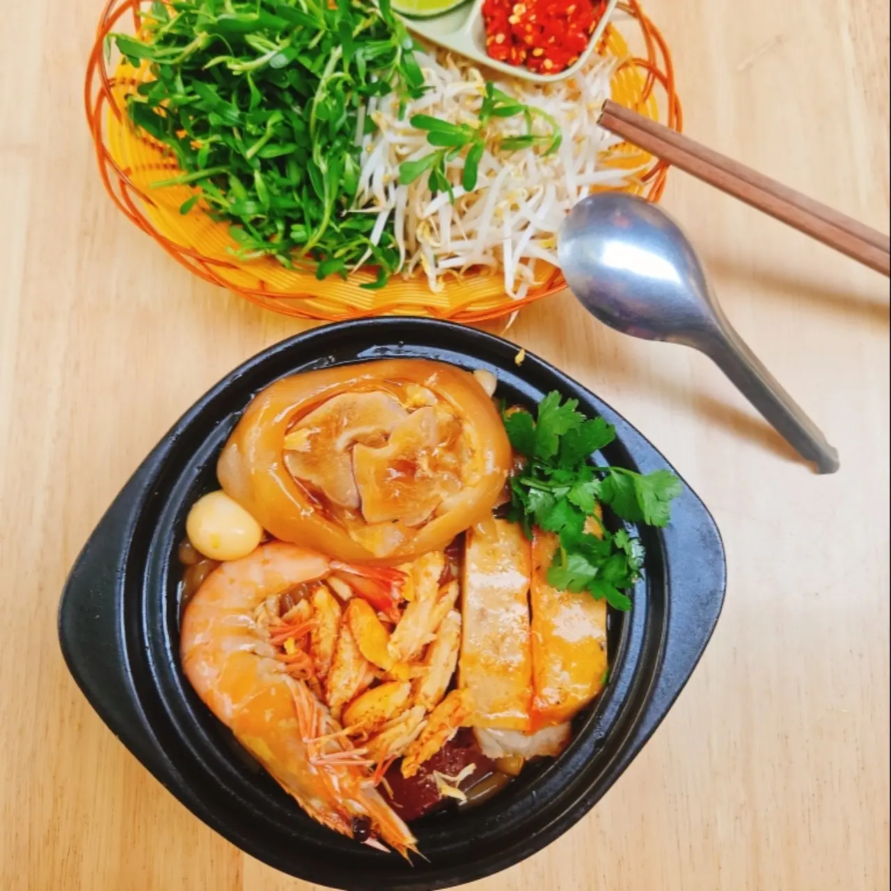 Hình ảnh Bánh canh cua tôm đặc biệt
