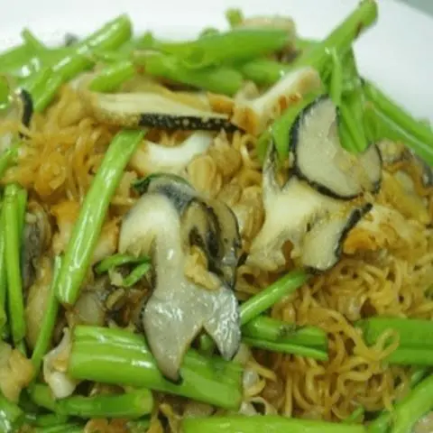 Hình ảnh Ốc giác xào mì