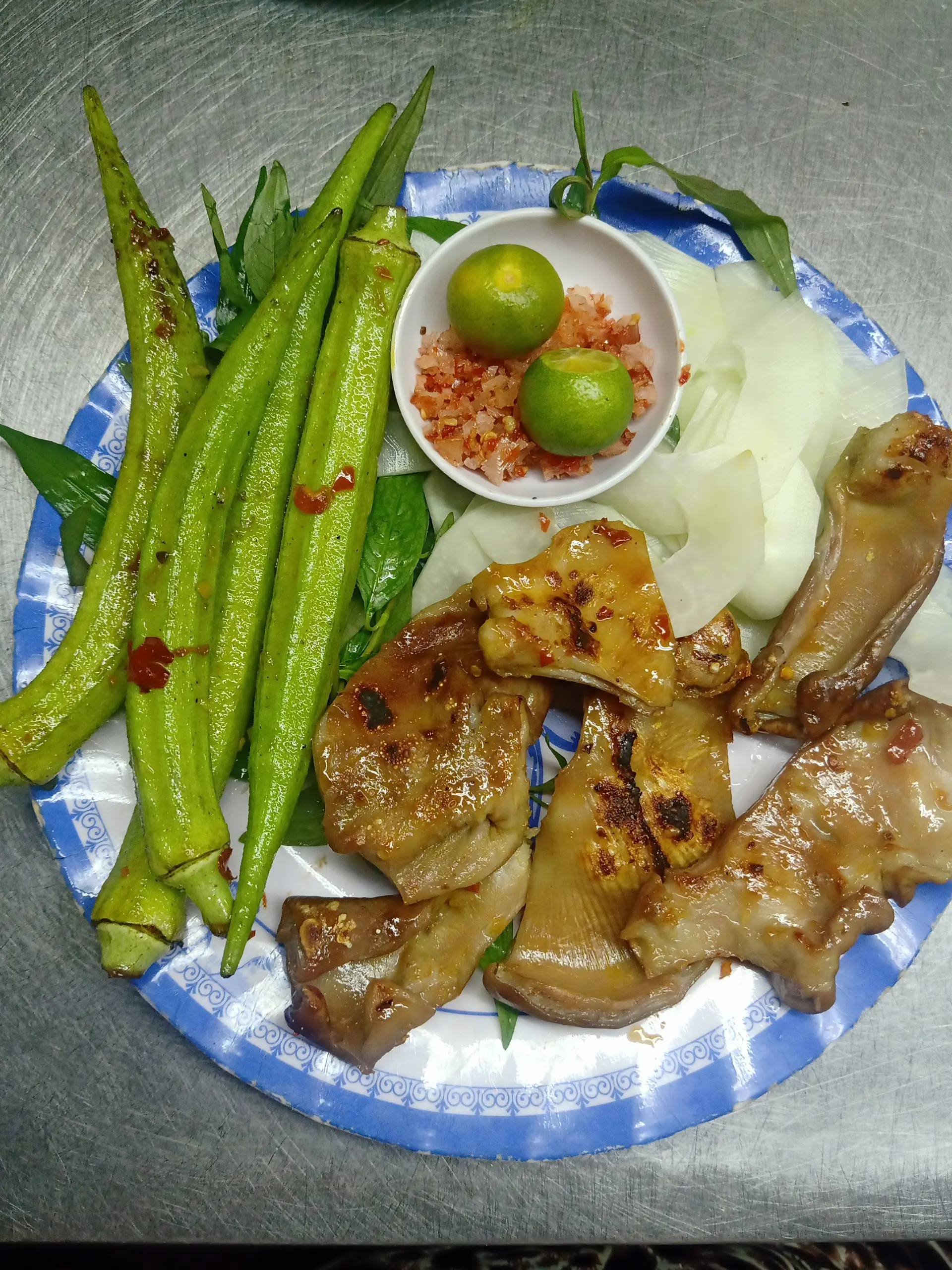 Hình ảnh Bao tử heo nướng