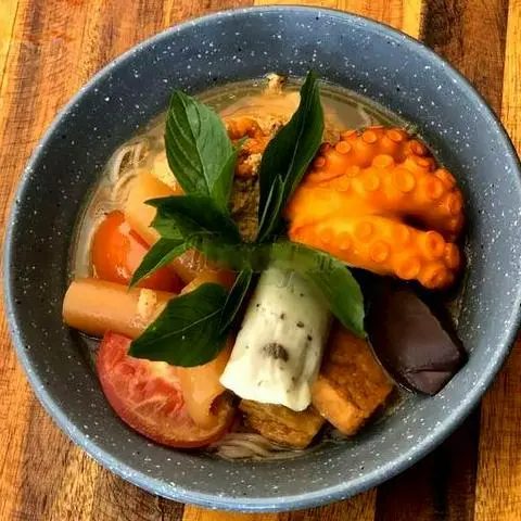 Hình ảnh Bún riêu bạch tuộc - Nước uống