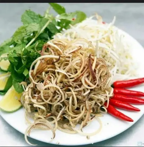 Hình ảnh Rau Thêm Đầy Đủ Chanh Ớt
