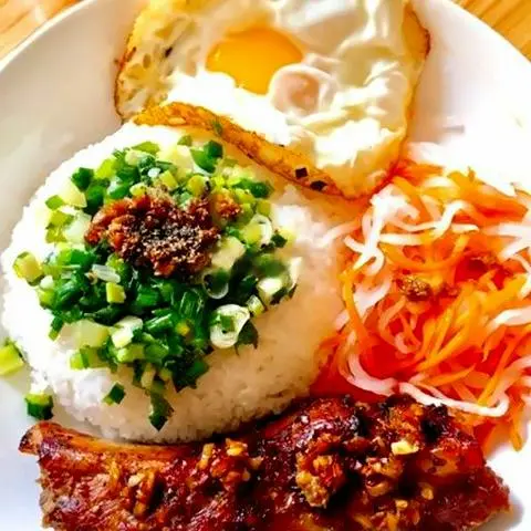 Hình ảnh Cơm sườn non la
