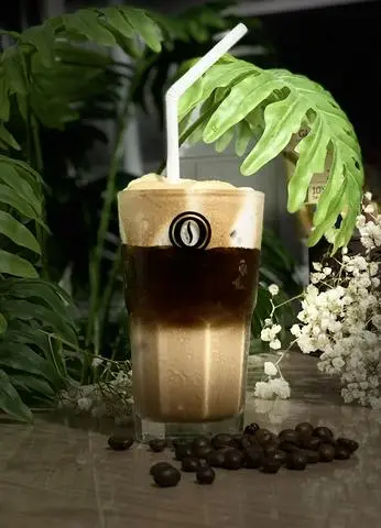 Hình ảnh cà phê pha máy, sữa đá 