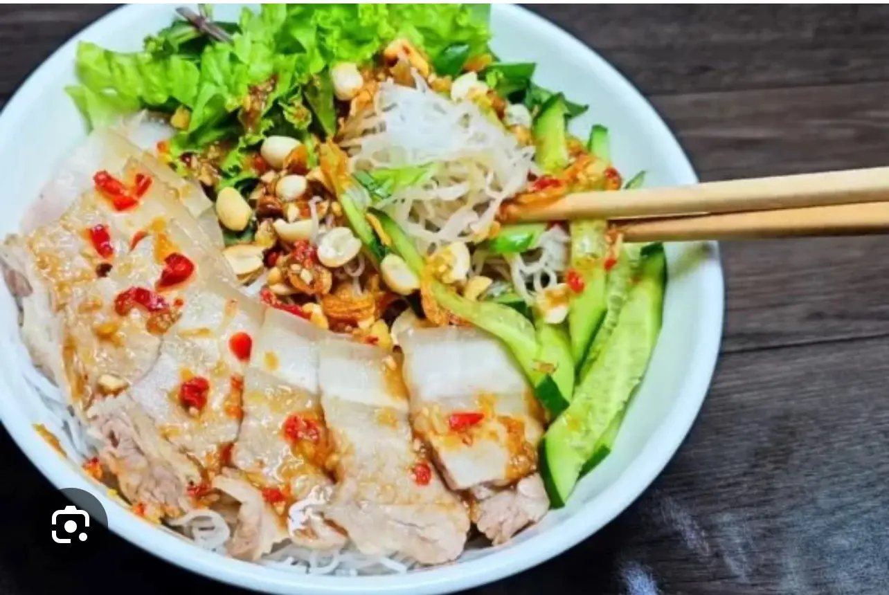 Hình ảnh Bún mắm nêm thịt luộc
