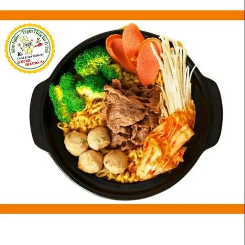 Hình ảnh Mì cay Kim chi Bò