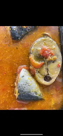 Hình ảnh cơm cá ngừ sốt cà chua