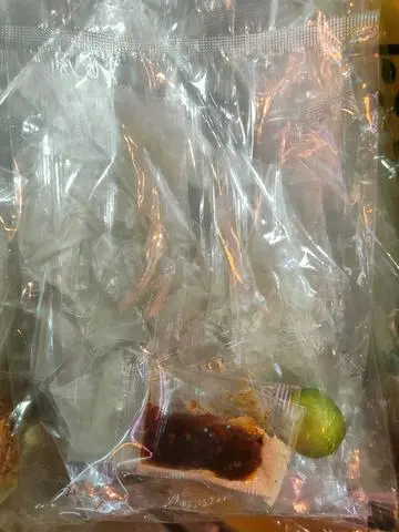 Hình ảnh bánh tráng muối nhuyễn