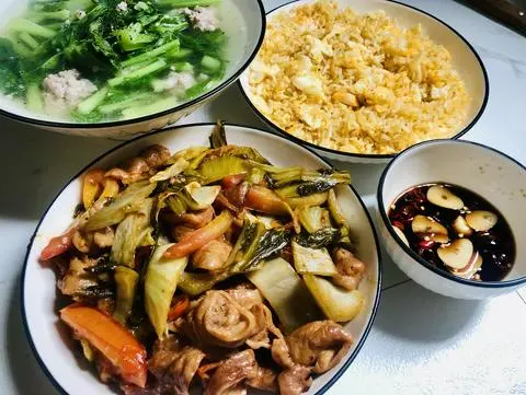 Hình ảnh Cóm Nóng Lòng Già Xào Dưa Đặc Biệt