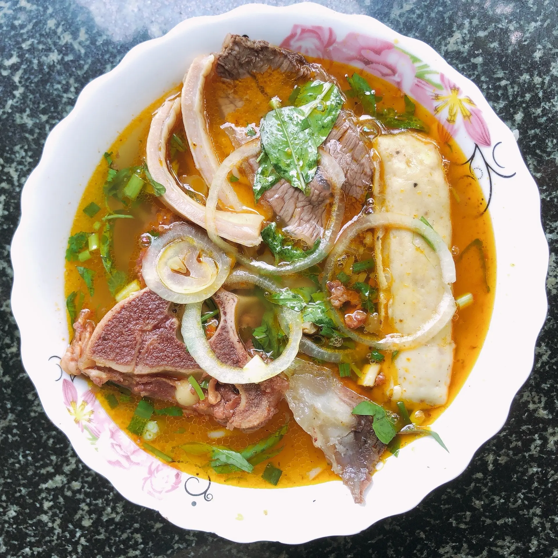 Hình ảnh Bún bò tái