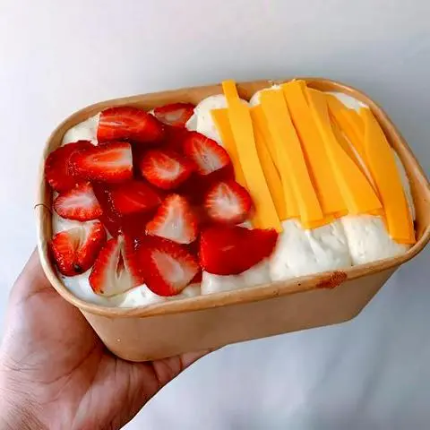 Hình ảnh Dâu tươi mix cheese lớn 