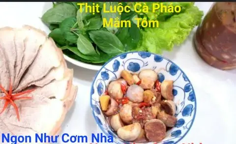 Hình ảnh Cơm Thịt Luộc, Cà Pháo, Mắm Tôm