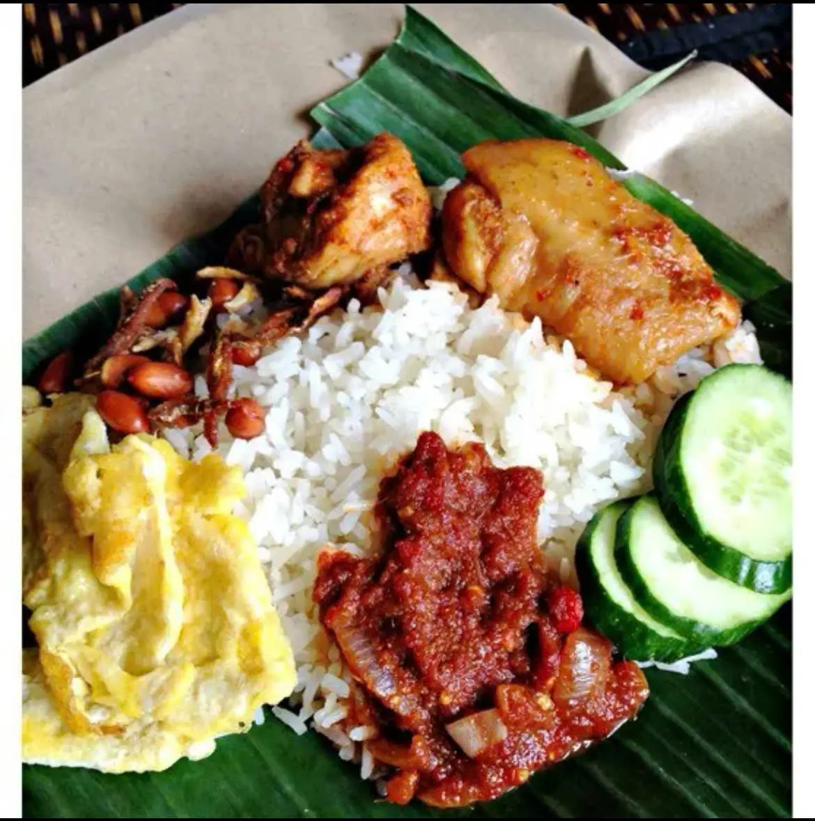 Hình ảnh NASI LEMAK (coconut rice) - Cơm chiên nước cốt dừa với gà nướng & trứng 