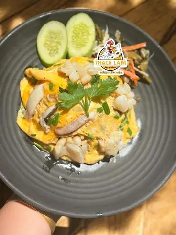 Hình ảnh Cơm Trứng Phủ ( Mực)