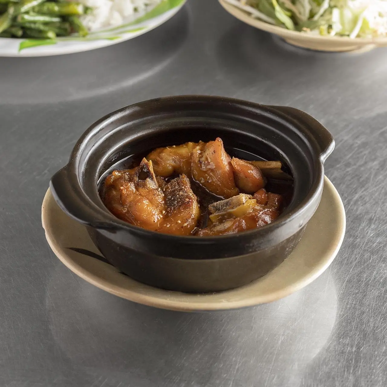 Hình ảnh Cơm gà kho gừng