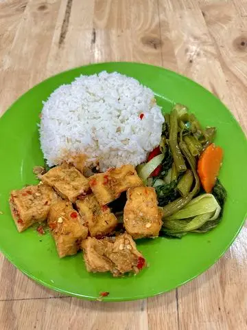 Hình ảnh CƠM ĐẬU HỦ XÀO SẢ ỚT