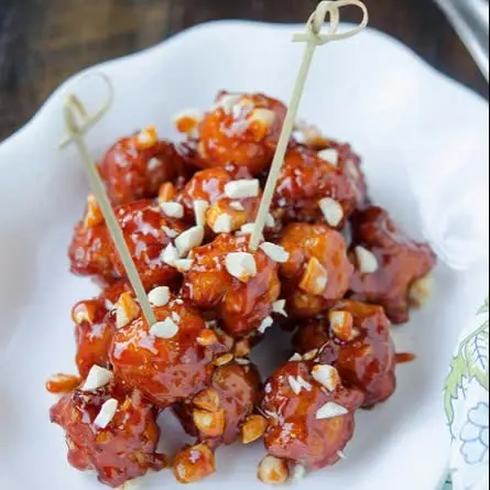 Hình ảnh Gà viên sốt chua ngọt