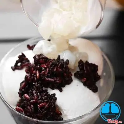 Hình ảnh Sữa chua nếp cẩm