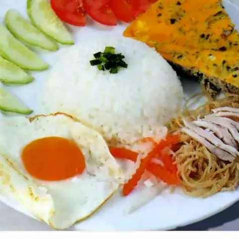 Hình ảnh Cơm bì chả la