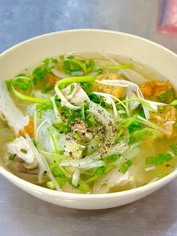 Hình ảnh Bánh canh chả cá-Sợi Nhỏ