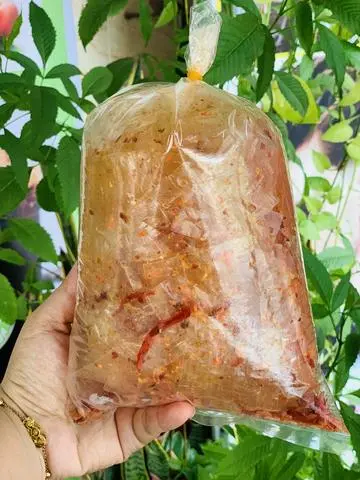 Hình ảnh Bánh tráng tỏi tắc