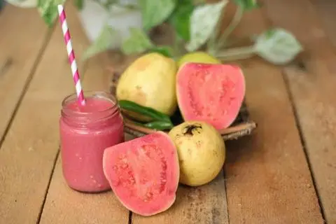 Hình ảnh Sinh tố ổi hồng