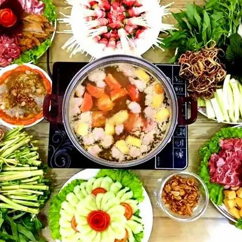 Hình ảnh Lẩu hải sản 10 người