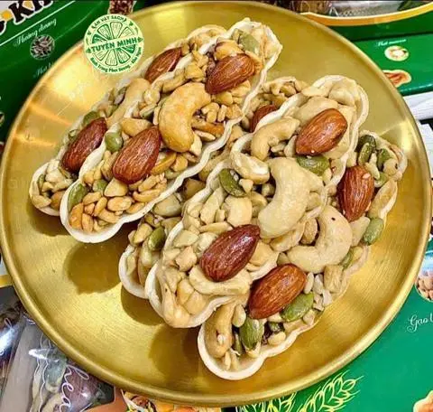 Hình ảnh BÁNH THUYỀN MIX HẠT VÀNG 100Gr