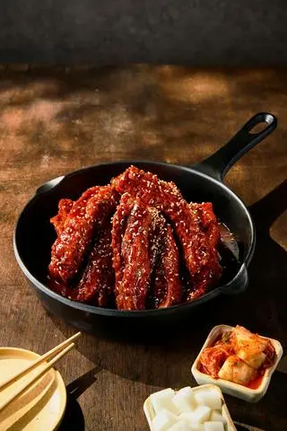 Hình ảnh Sườn rán xốt cay cỡ M/ Spicy sauce rib size M