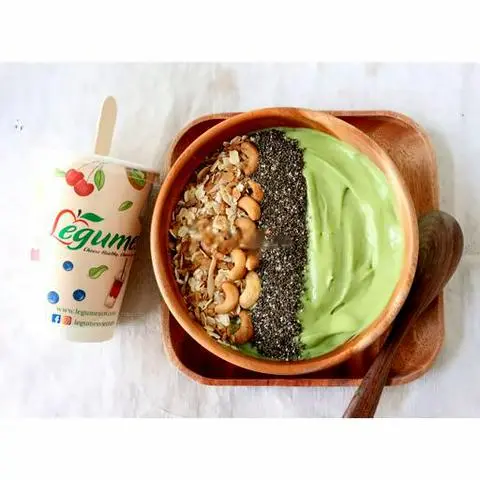 Hình ảnh Avo smoothie bowl - non vegan - sinh tố bơ chuối không thuần chay