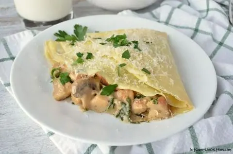 Hình ảnh Crepe Gà Phomai