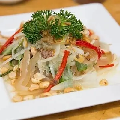 Hình ảnh Gỏi thập cẩm bao tử cá chẽm + da cá+ mực tẩm 1 người ăn