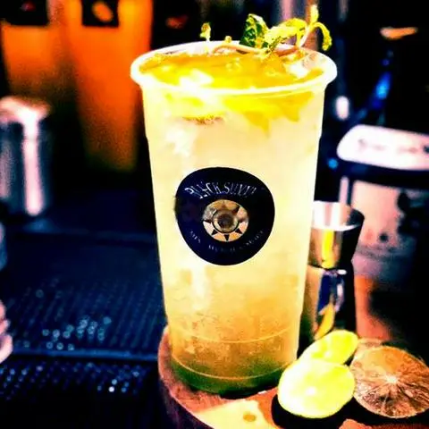 Hình ảnh Soda Bưởi Đỏ Kiwi