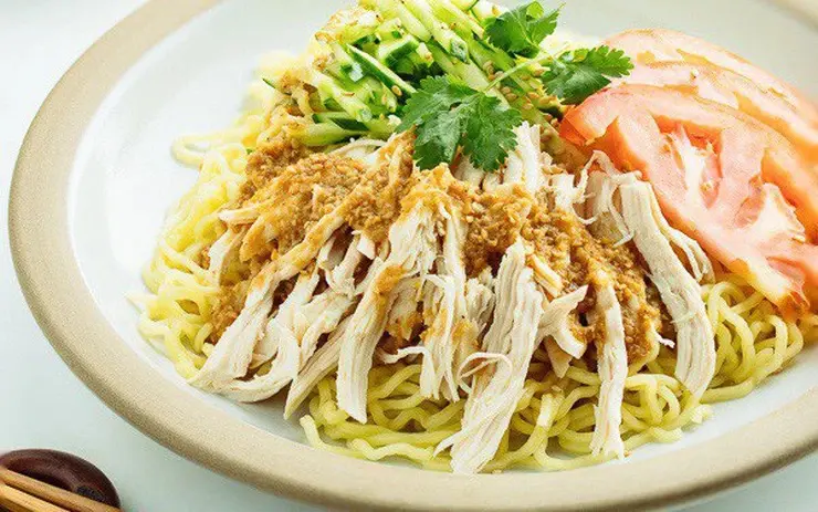 Hình ảnh Mì Trộn Gà Xé