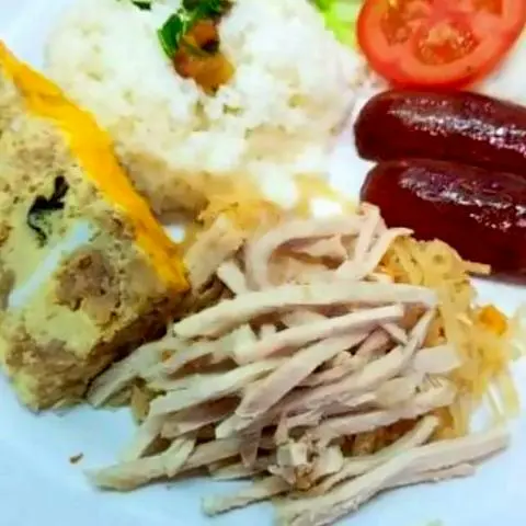Hình ảnh Cơm bì chả lạp xưởng