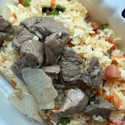 Hình ảnh Cơm chiên dương châu bò xào