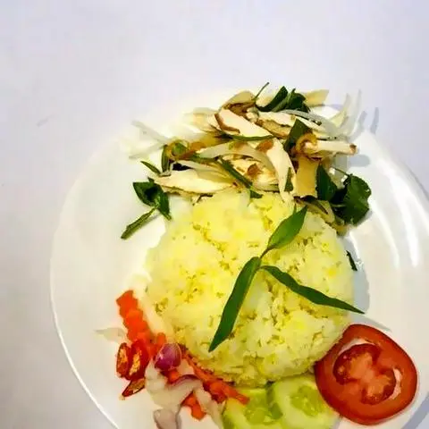 Hình ảnh Cơm Đùi Tỏi Gà