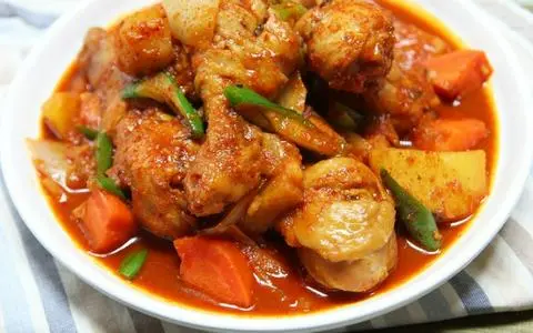 Hình ảnh Gà hầm khoai tây 