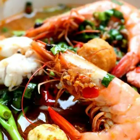 Hình ảnh Bún thái đặc biệt