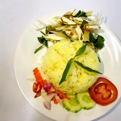 Hình ảnh Cơm gà xé 
