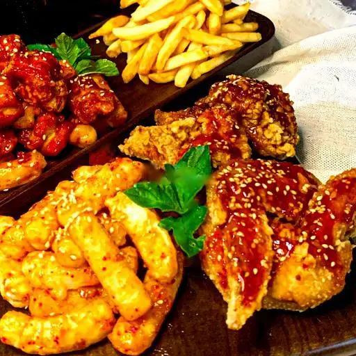 Hình ảnh 2 Miếng cánh - tokbokki