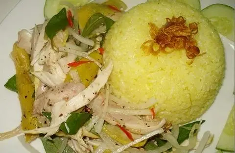 Hình ảnh cơm gà xé