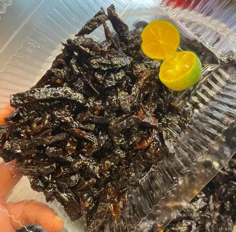 Hình ảnh Khô bò đen nhăm nhi