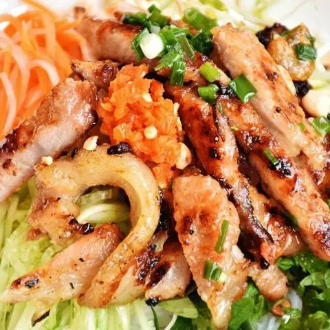 Hình ảnh Bún sườn nướng mật ong