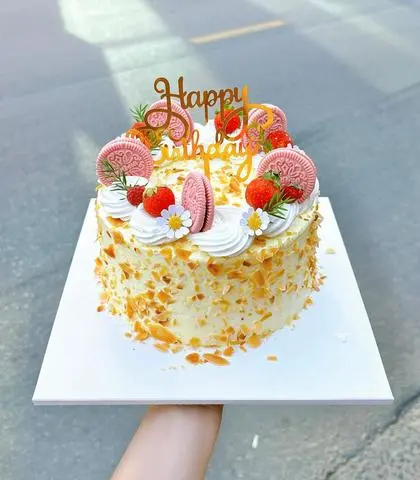 Hình ảnh Bánh kem bắp trái cây size 18